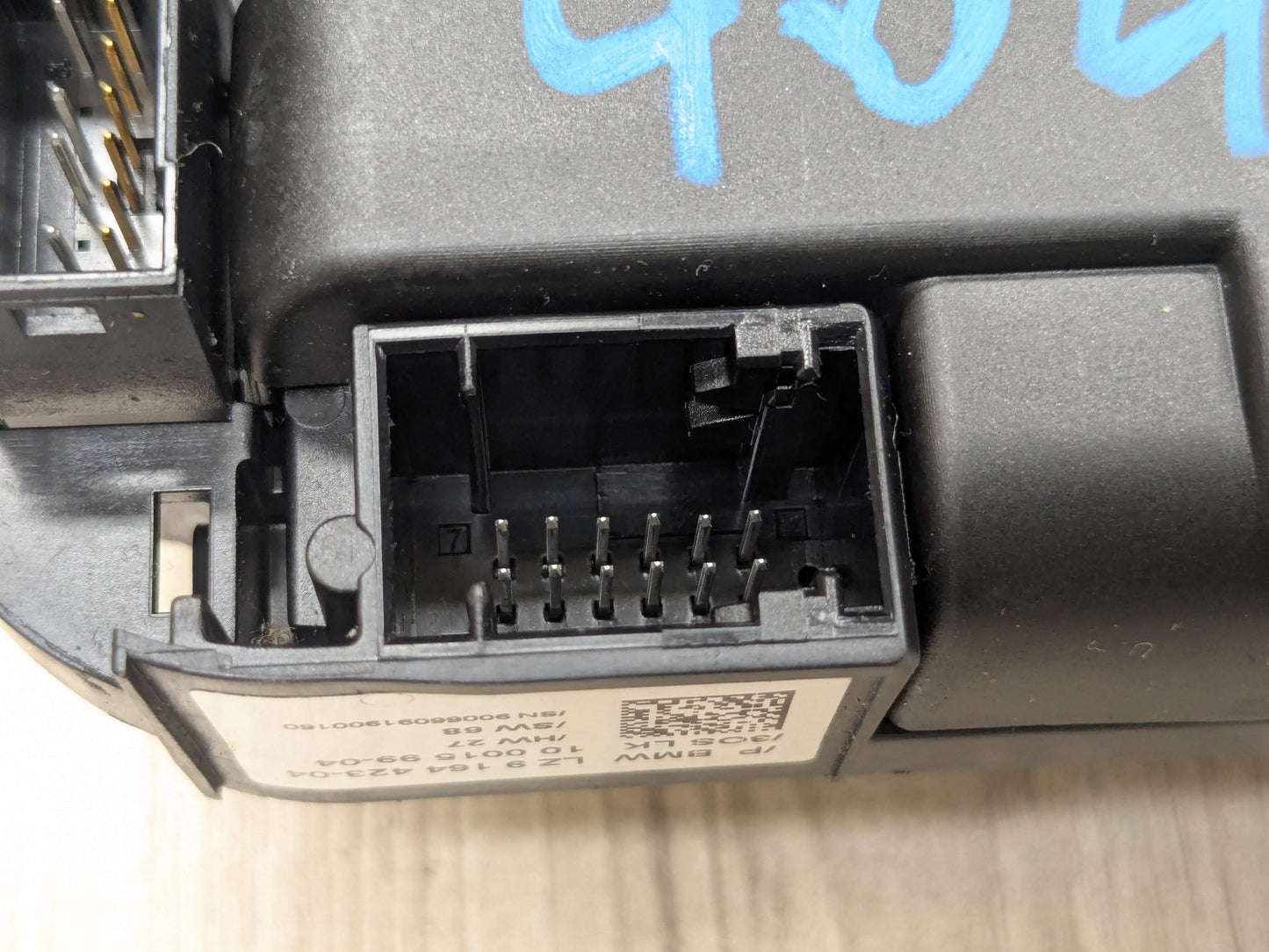 07-13 OEM BMW E70 X5 Steering Switch Control Angle Sensor Clock Spring Heated