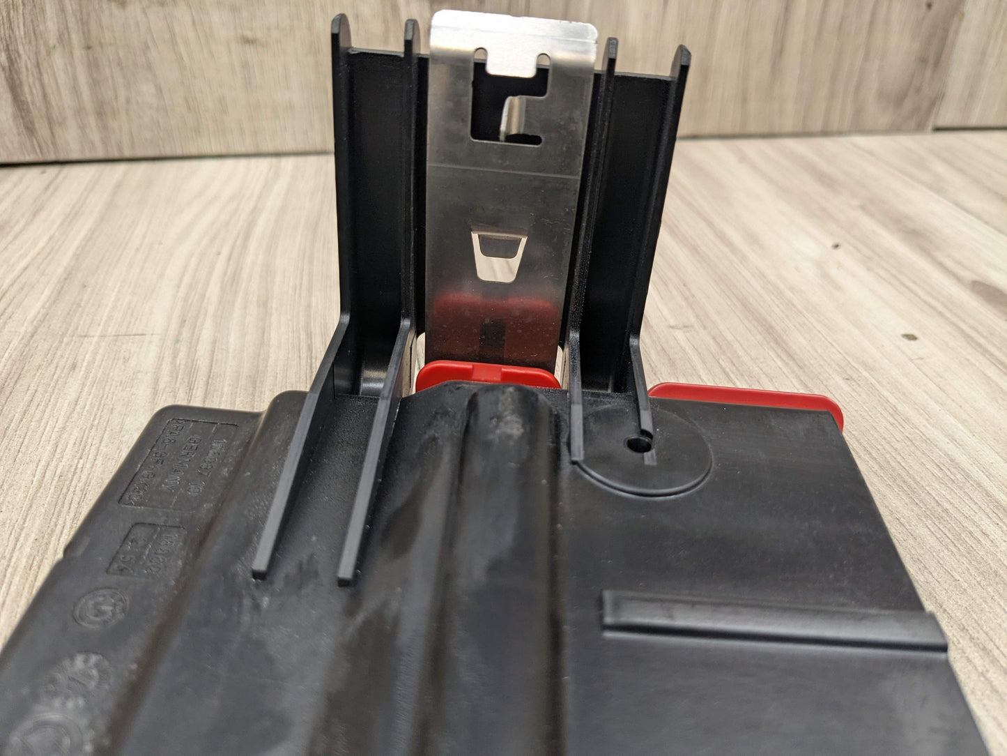 OEM BMW E70 E71 X5 X6 X5M X6M Battery Power Lead Junction Distribution Fuse Box