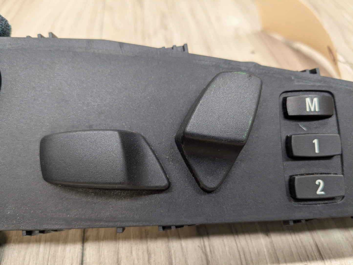 OEM BMW E60 E70 E71 X5 X6 X5M X6M Front Left Driver Seat Adjust Memory Switch