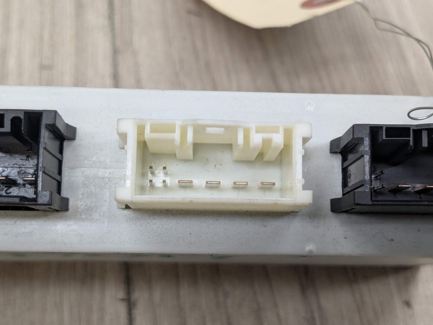 OEM BMW E70 E71 X5 X6 X5M X6M Trunk Lid Liftgate Tailgate Control Unit Module