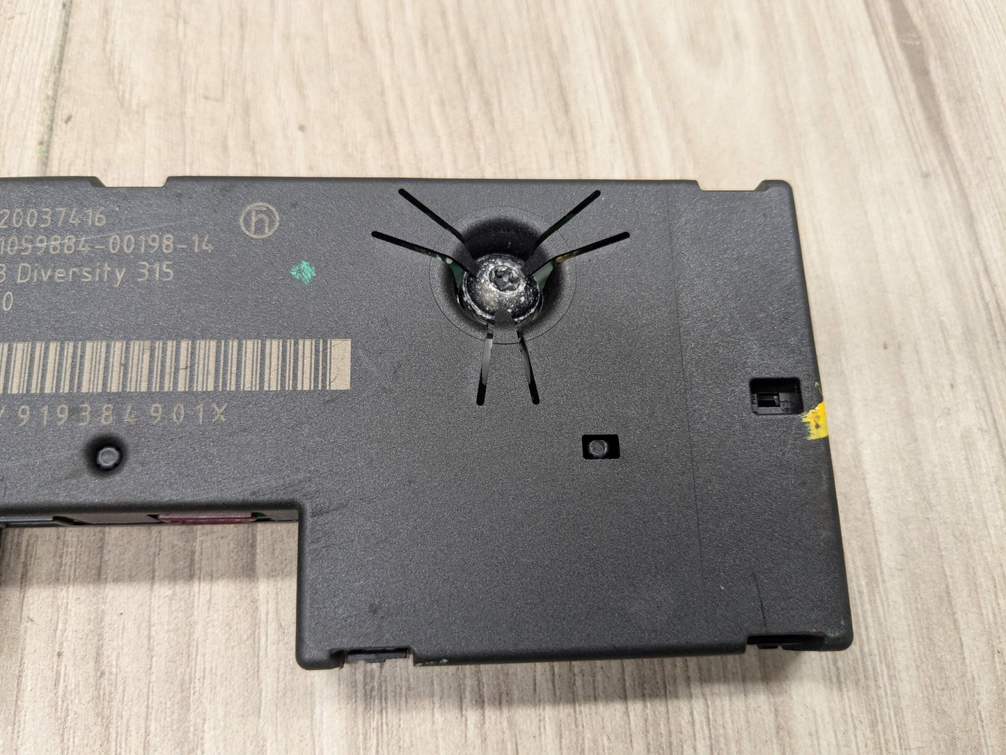 06-13 OEM BMW E70 X5 X5M Antenna Amplifier Diversity Receiver Module 315 MHZ