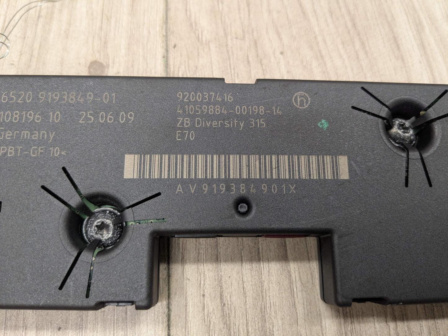 06-13 OEM BMW E70 X5 X5M Antenna Amplifier Diversity Receiver Module 315 MHZ