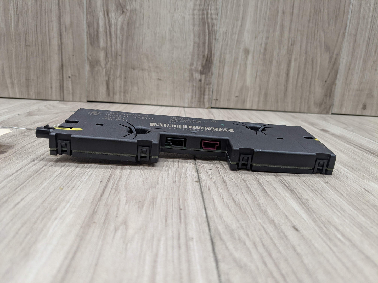 06-13 OEM BMW E70 X5 X5M Antenna Amplifier Diversity Receiver Module 315 MHZ