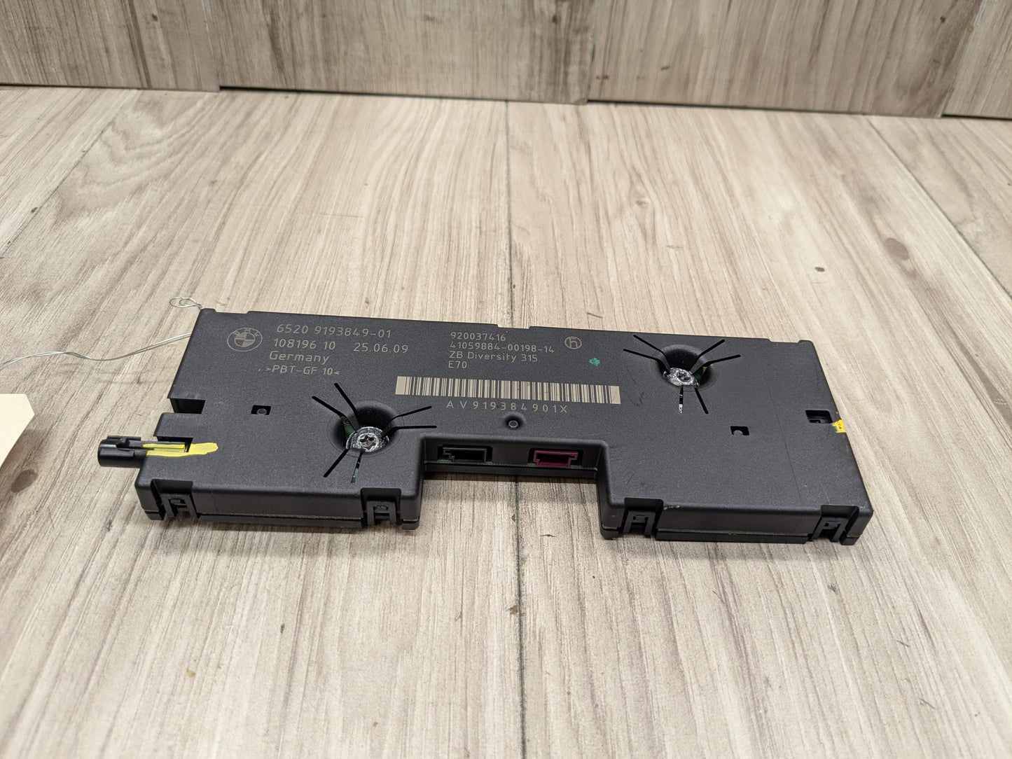 06-13 OEM BMW E70 X5 X5M Antenna Amplifier Diversity Receiver Module 315 MHZ