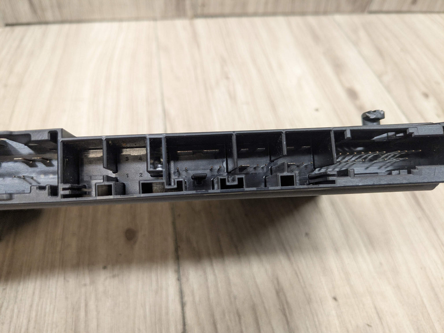 07-10 OEM BMW E70 E71 X5 X6 X5M Front Left or Right Seat Memory Control Module