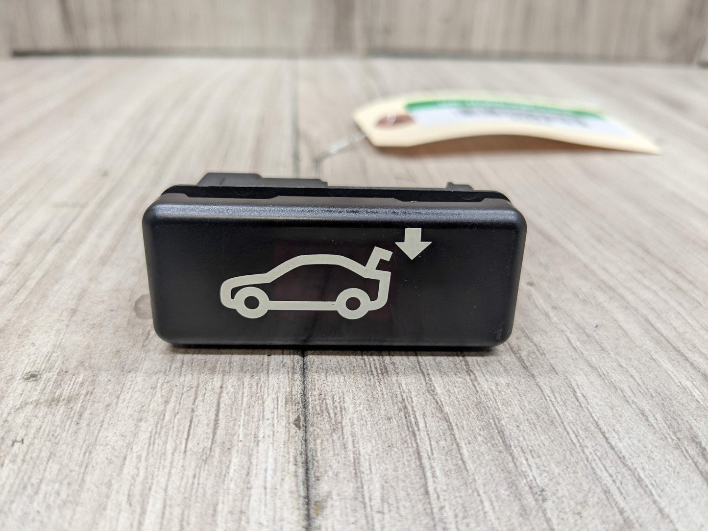 OEM BMW E70 E71 X5 X6 Tailgate Trunk Lid Open Close Release Open Switch Button