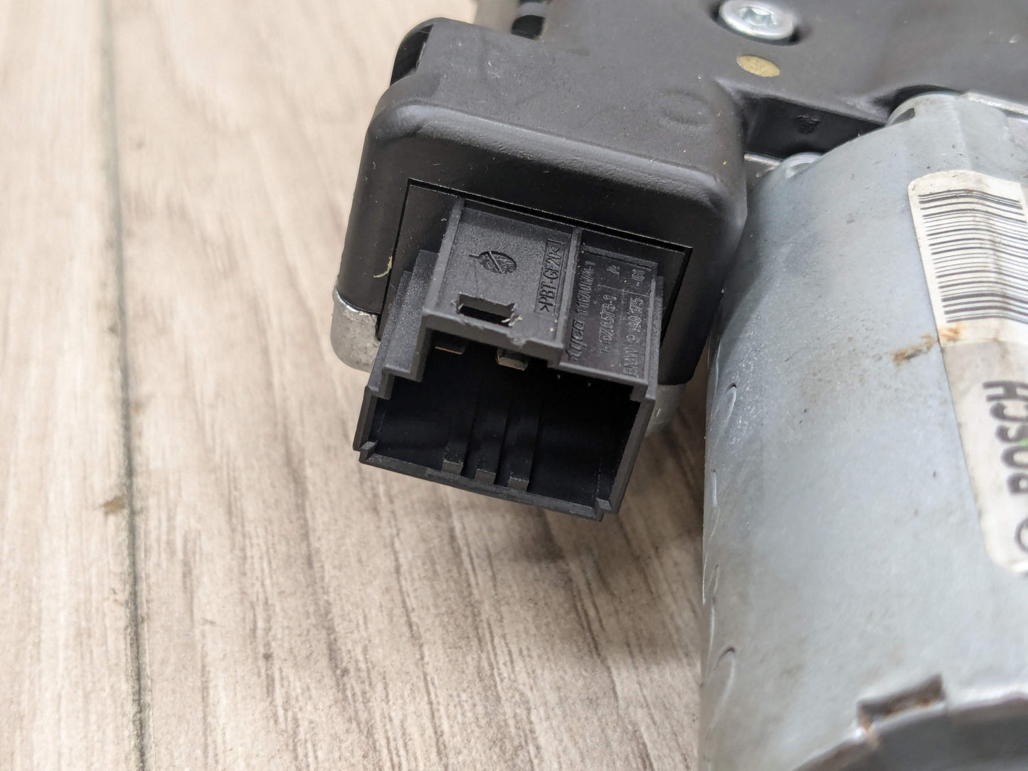 OEM BMW E53 E70 E83 X3 X5 Upper Sunroof Moon Roof Motor Unit