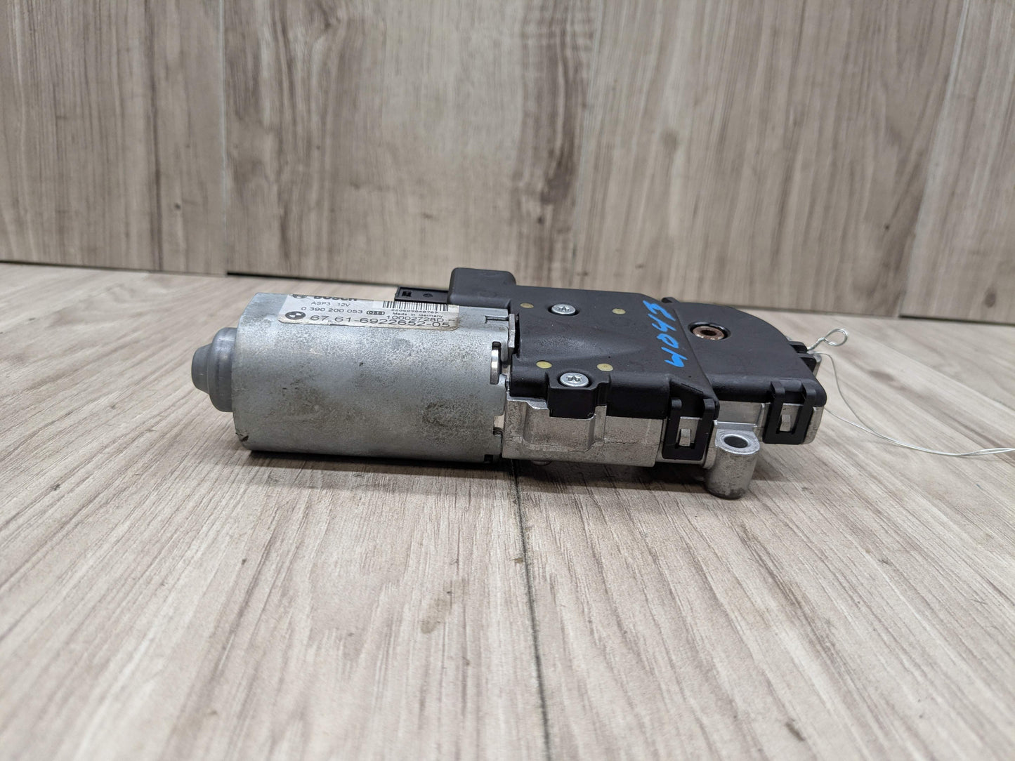 OEM BMW E53 E70 E83 X3 X5 Upper Sunroof Moon Roof Motor Unit