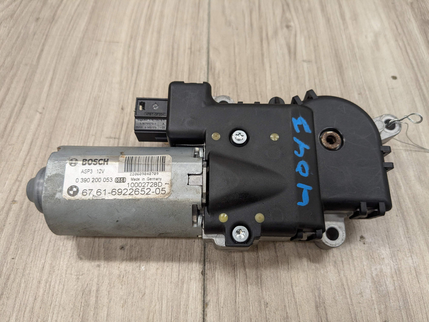 OEM BMW E53 E70 E83 X3 X5 Upper Sunroof Moon Roof Motor Unit