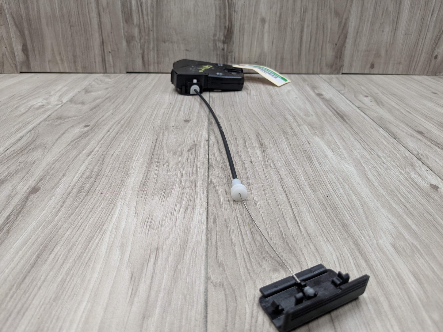 07-13 OEM BMW E70 X5 Rear Tailgate Trunk Lid Latch Lock Opener Actuator