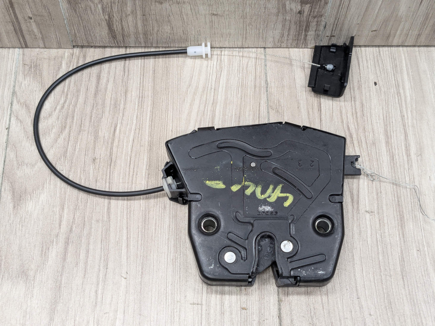 07-13 OEM BMW E70 X5 Rear Tailgate Trunk Lid Latch Lock Opener Actuator