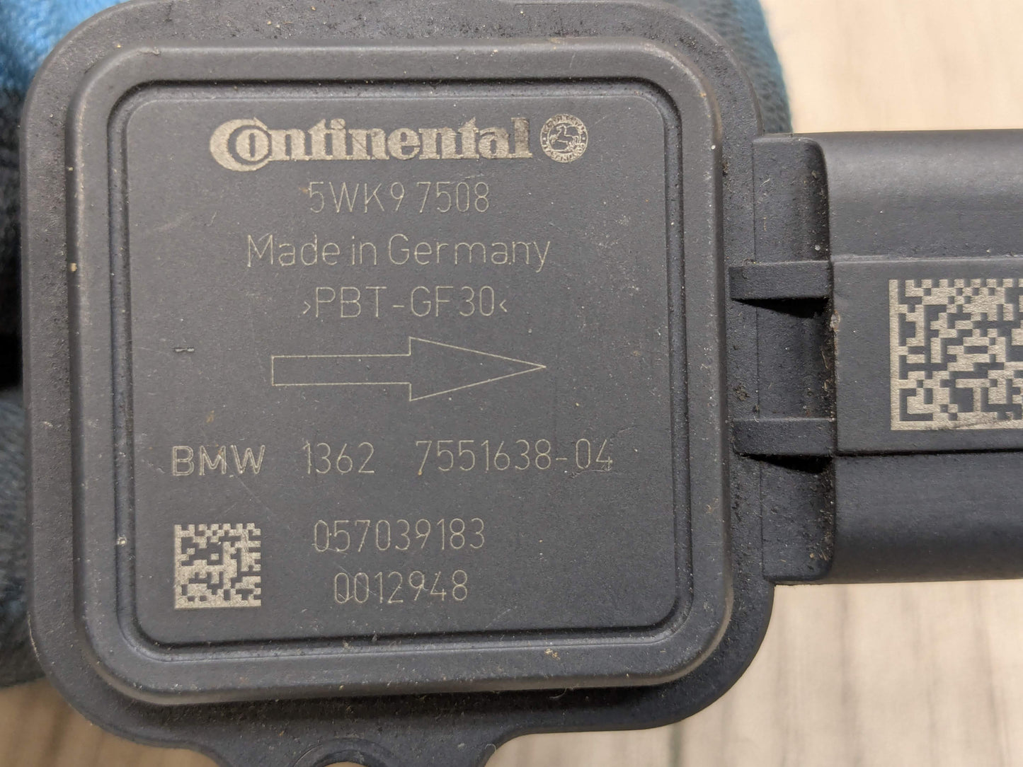 OEM BMW E82 E88 E90 E92 E93 328 Engine N51 N52 Air Flow Mass MAF Sensor Meter