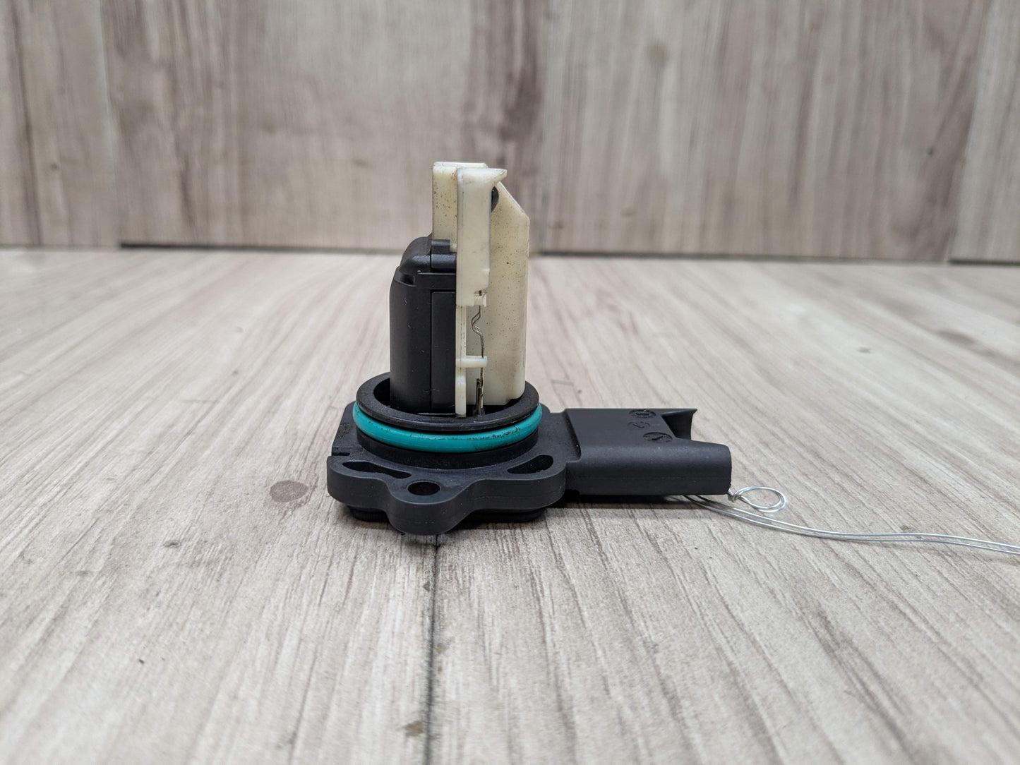 OEM BMW E82 E88 E90 E92 E93 328 Engine N51 N52 Air Flow Mass MAF Sensor Meter