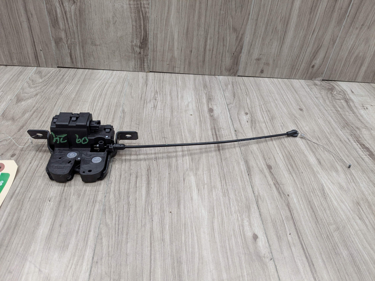 OEM BMW F22 F23 F87 228 230 M235 M240 Rear Trunk Lid Latch Lock Opener Actuator