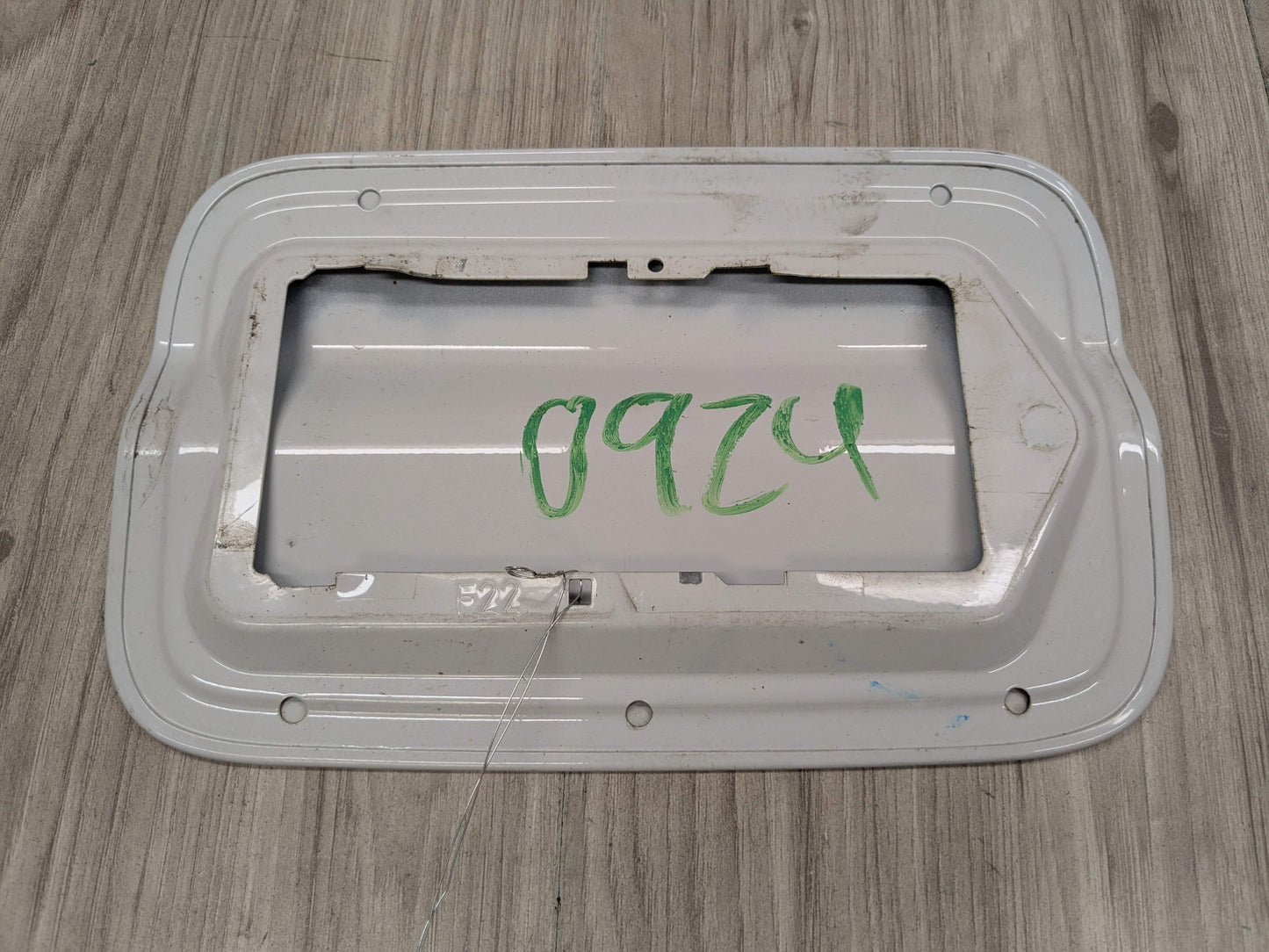 OEM BMW F22 228 230 M235 M240 Rear Fuel Gas Tank Flap Lid Cover Cap White A96
