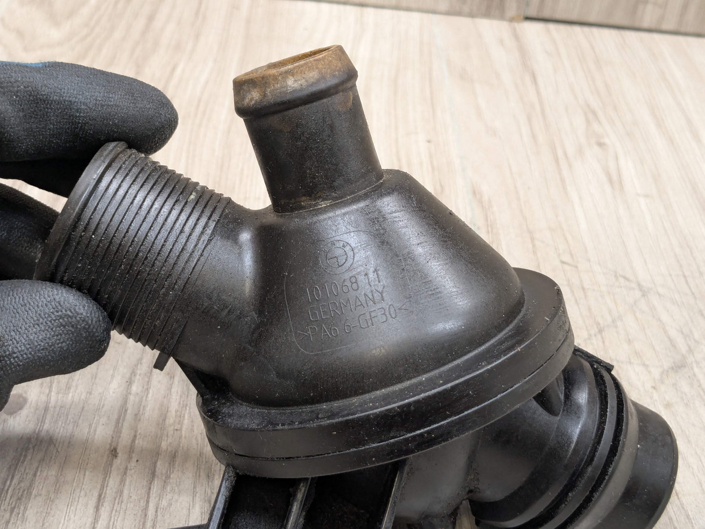 OEM BMW F10 F15 F22 F25 F30 F32 Engine N20 N26 Water Coolant Thermostat Housing