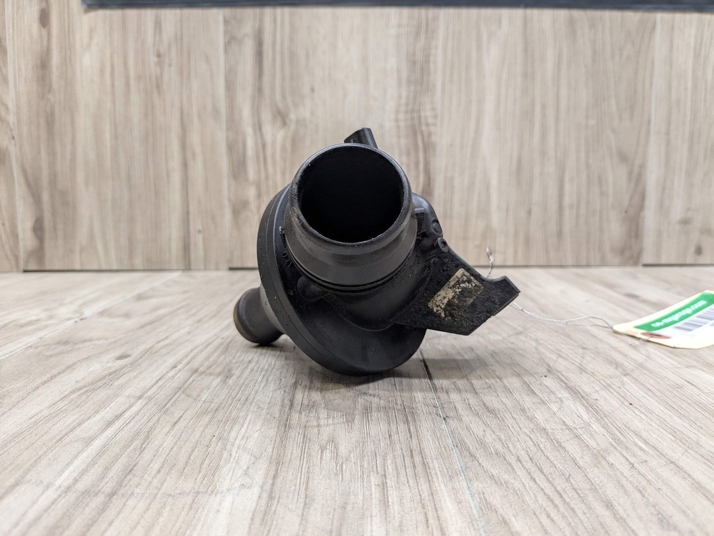 OEM BMW F10 F15 F22 F25 F30 F32 Engine N20 N26 Water Coolant Thermostat Housing