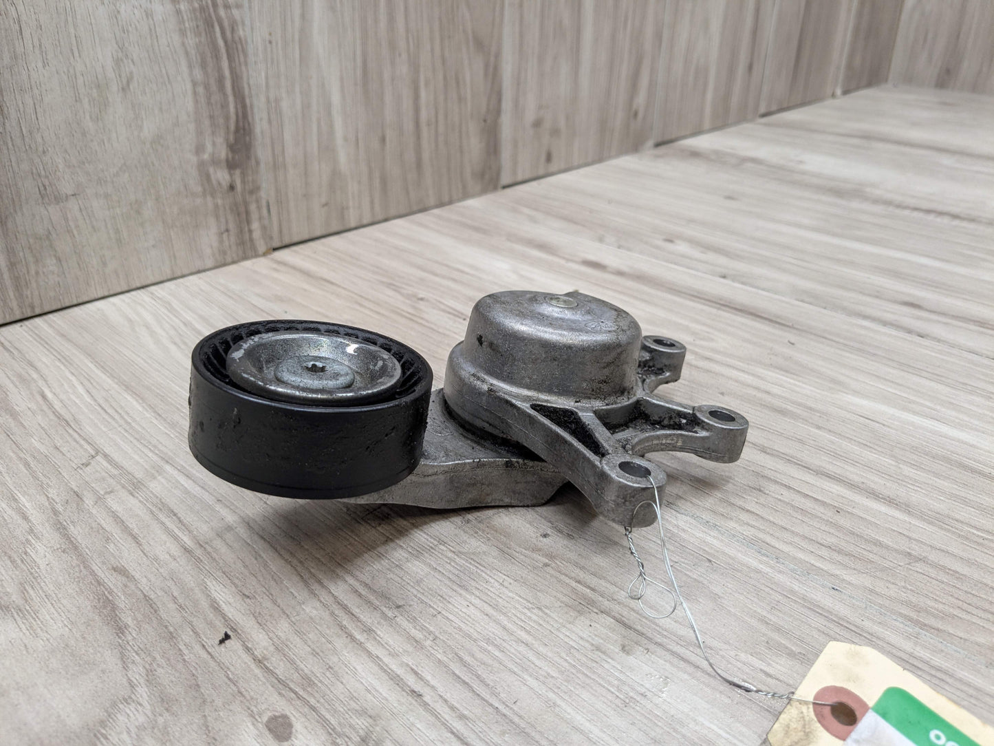 OEM BMW E84 F10 F22 F25 F30 F32 Engine N20 N26 Serpentine Belt Tensioner Pulley