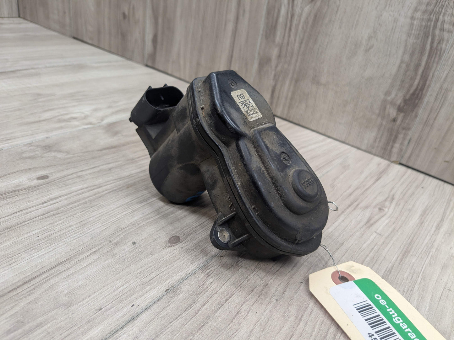 OEM BMW F06 F10 F12 F13 F25 I12 Rear Left or Right Brake Caliper Electric Motor