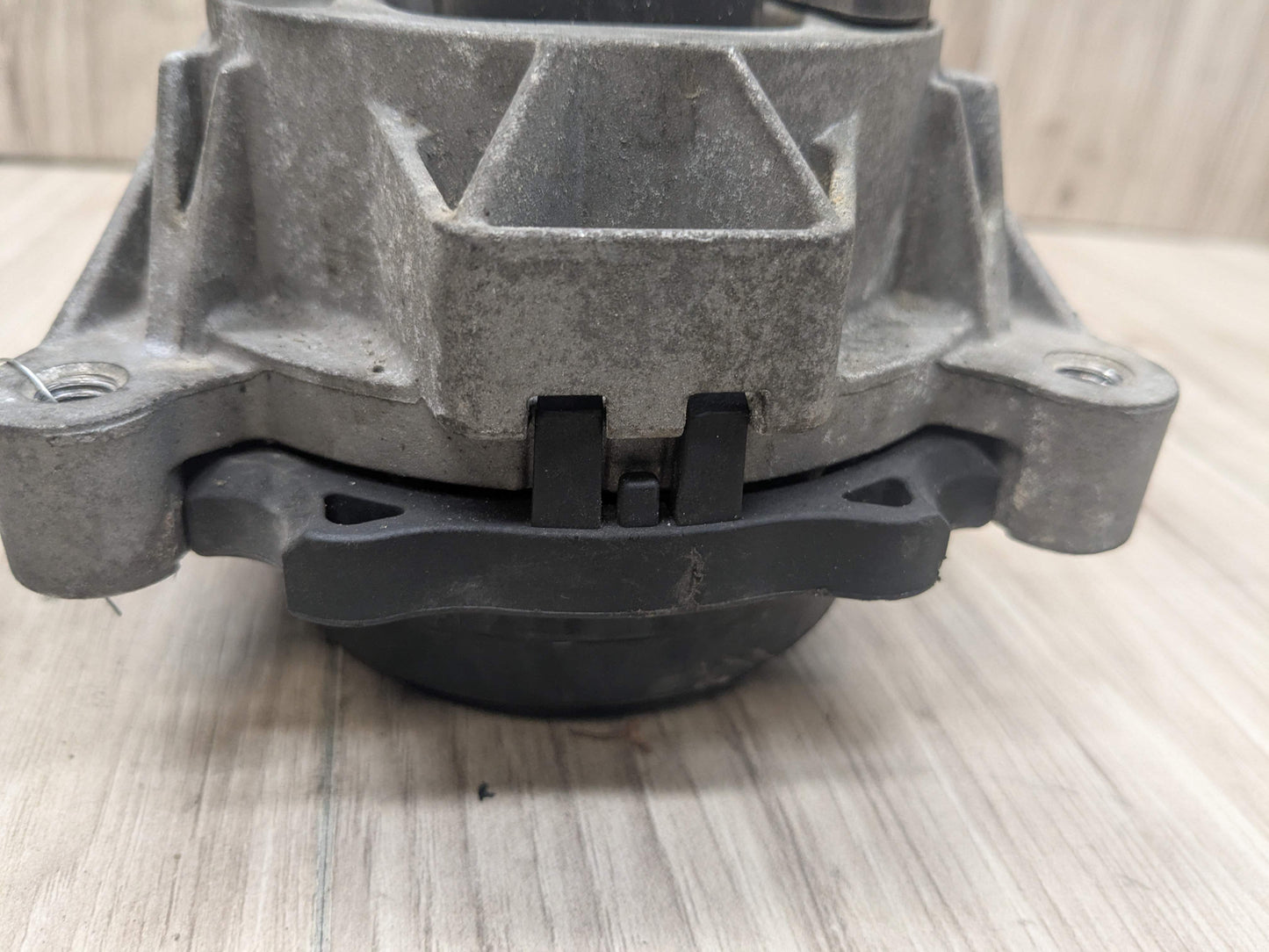 OEM BMW F30 F32 F36 335 340 435 440 Engine N55 B58 Right Passenger Motor Mount