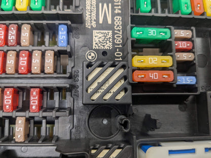PRE-LCI OEM BMW F90 G12 G15 G30 530 540 M550 Rear Power Distribution Fuse Box