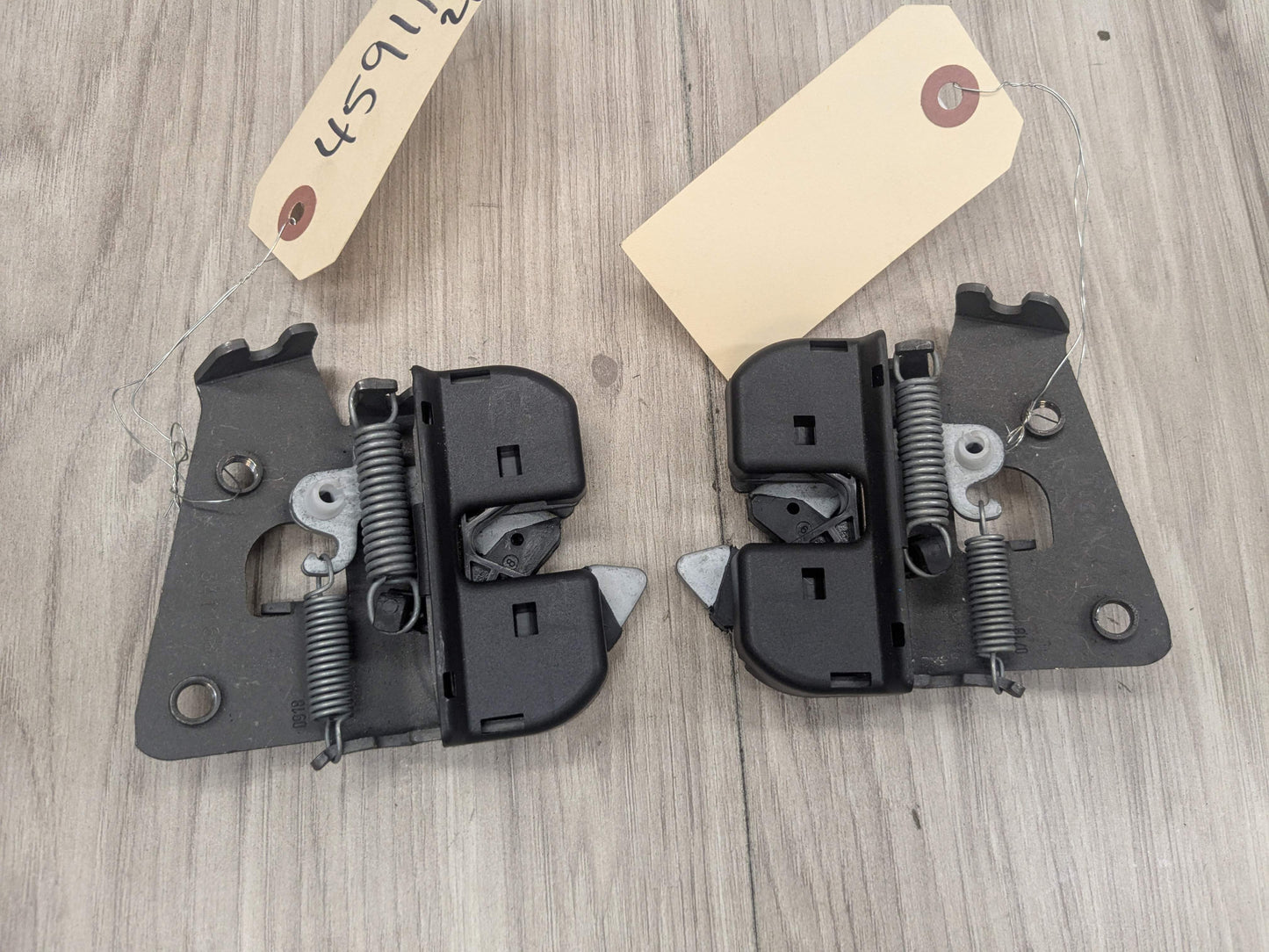 OEM BMW E60 E90 F10 F30 F44 F80 G20 G30 Rear Folding Seat Lock Latch Release SET
