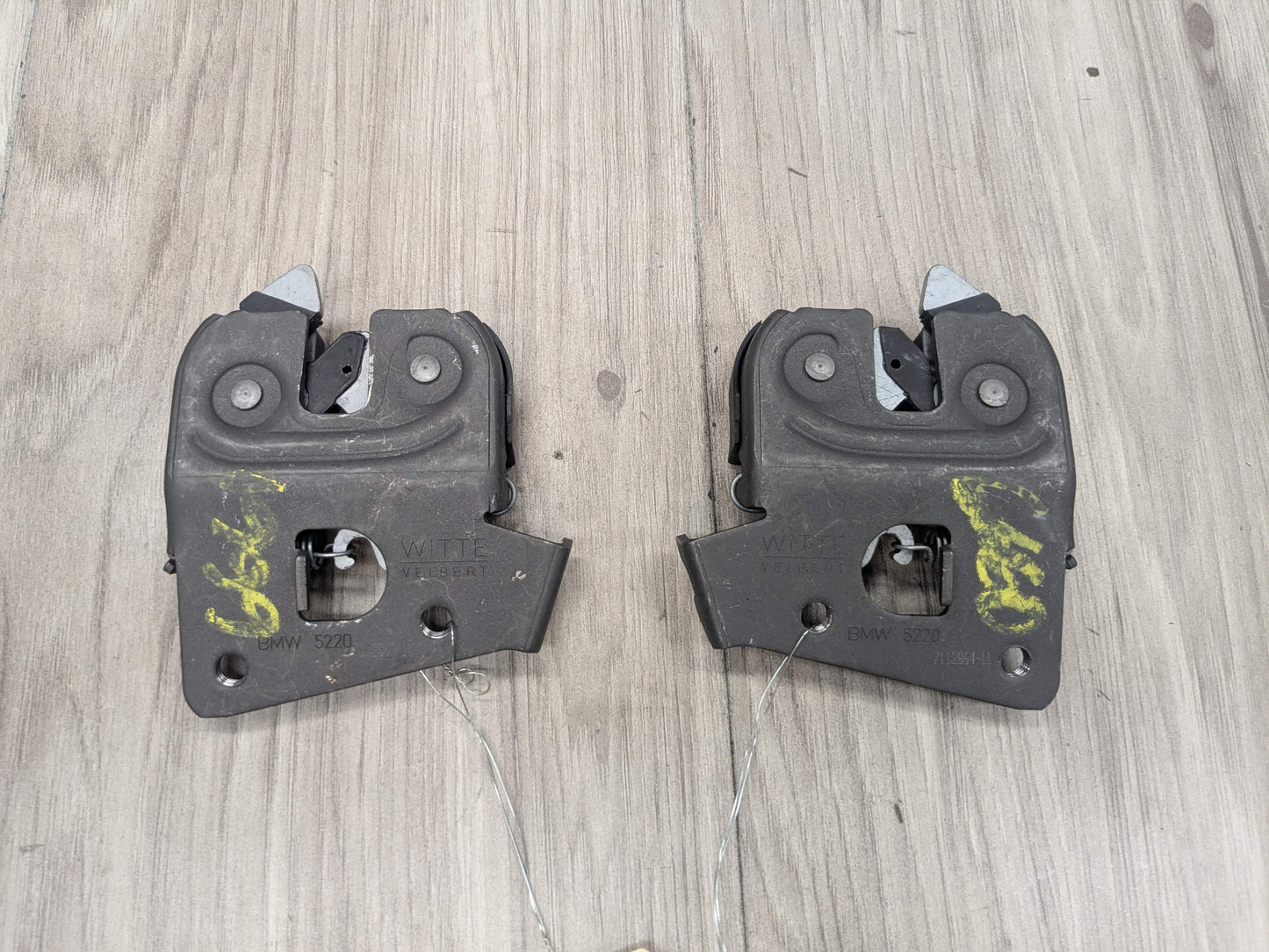 OEM BMW E60 E90 F10 F30 F44 F80 G20 G30 Rear Folding Seat Lock Latch Release SET