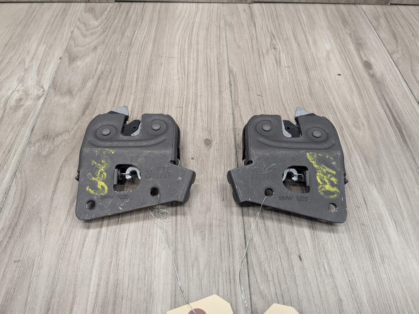 OEM BMW E60 E90 F10 F30 F44 F80 G20 G30 Rear Folding Seat Lock Latch Release SET