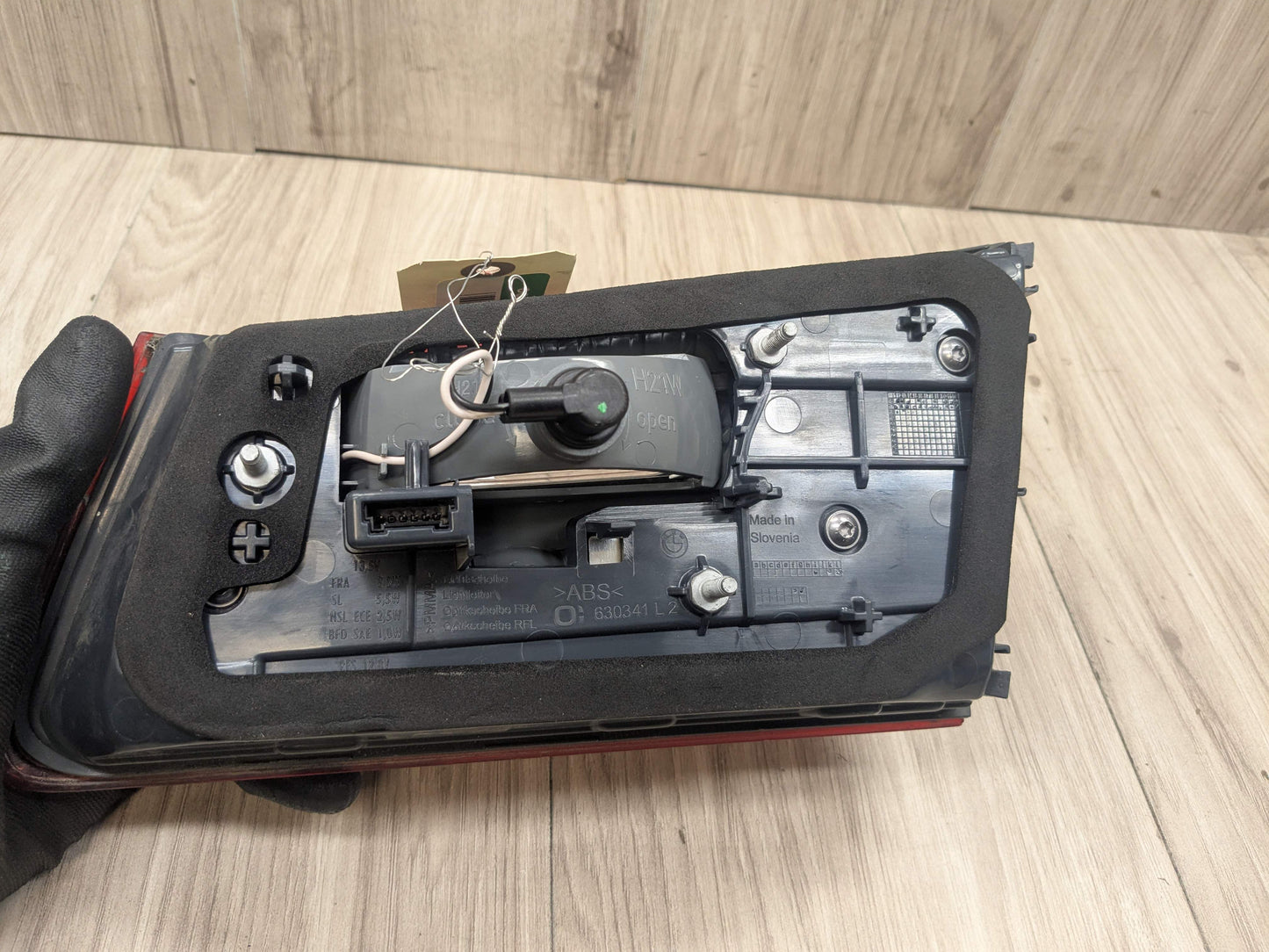 17-20 OEM BMW F90 G30 530 540 M550 M5 Rear Left Driver Inner Trunk Tail Light