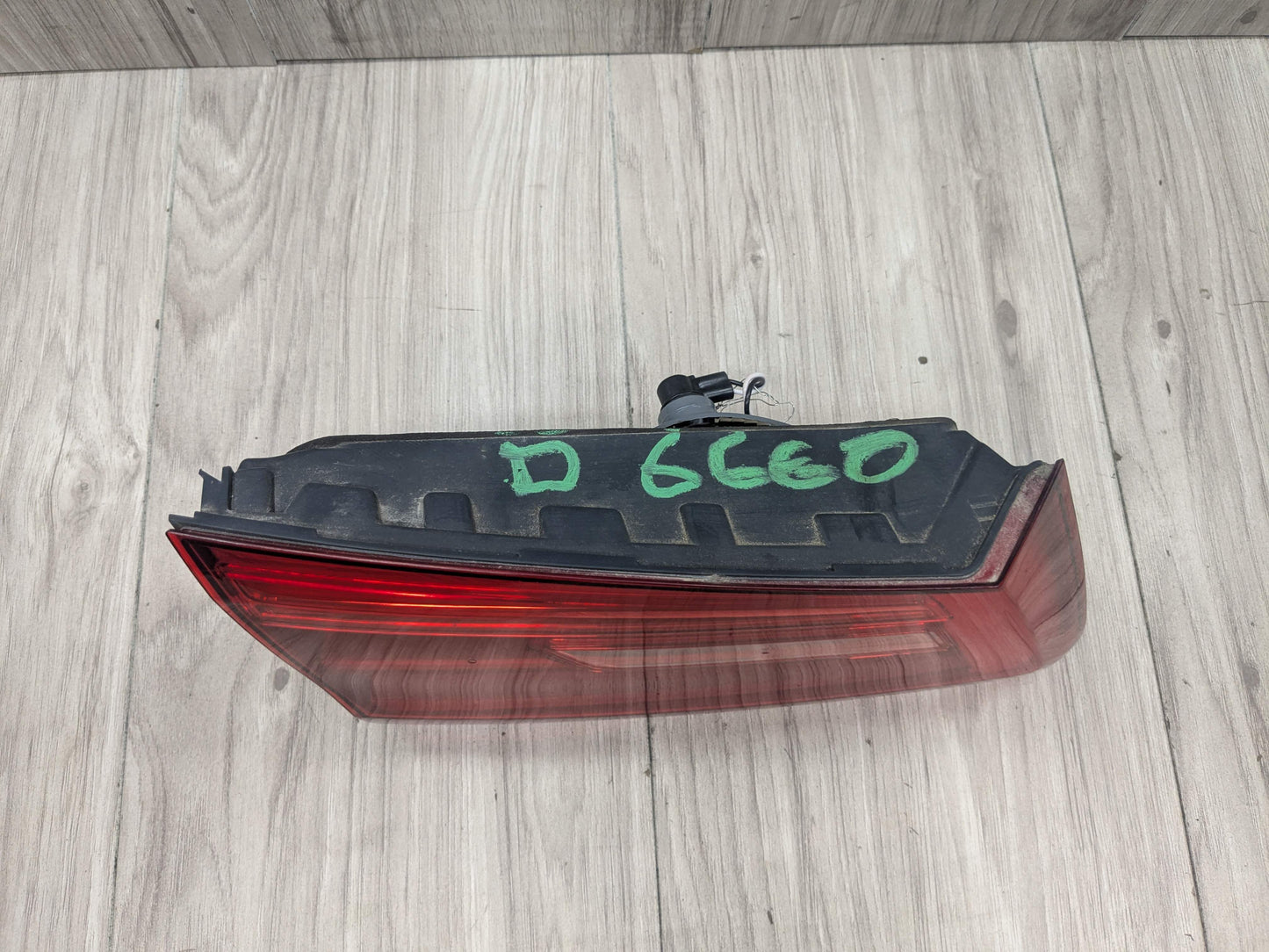 17-20 OEM BMW F90 G30 530 540 M550 M5 Rear Left Driver Inner Trunk Tail Light