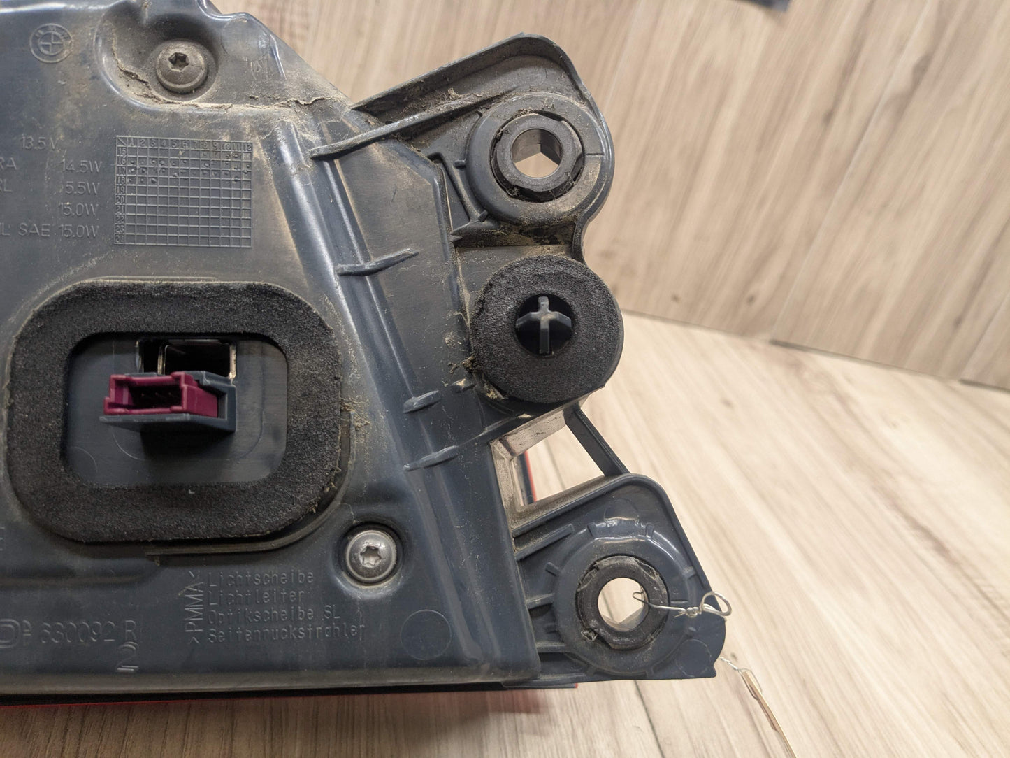 17-20 OEM BMW F90 G30 530 540 M550 M5 Rear Passenger Side Outer Tail Light