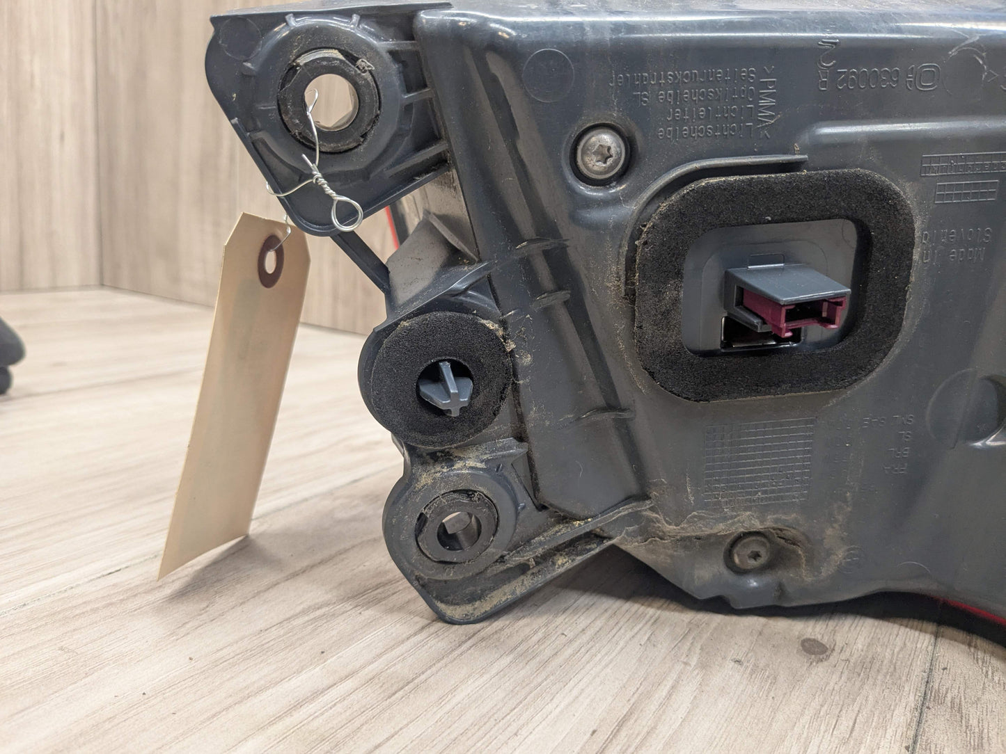 17-20 OEM BMW F90 G30 530 540 M550 M5 Rear Passenger Side Outer Tail Light