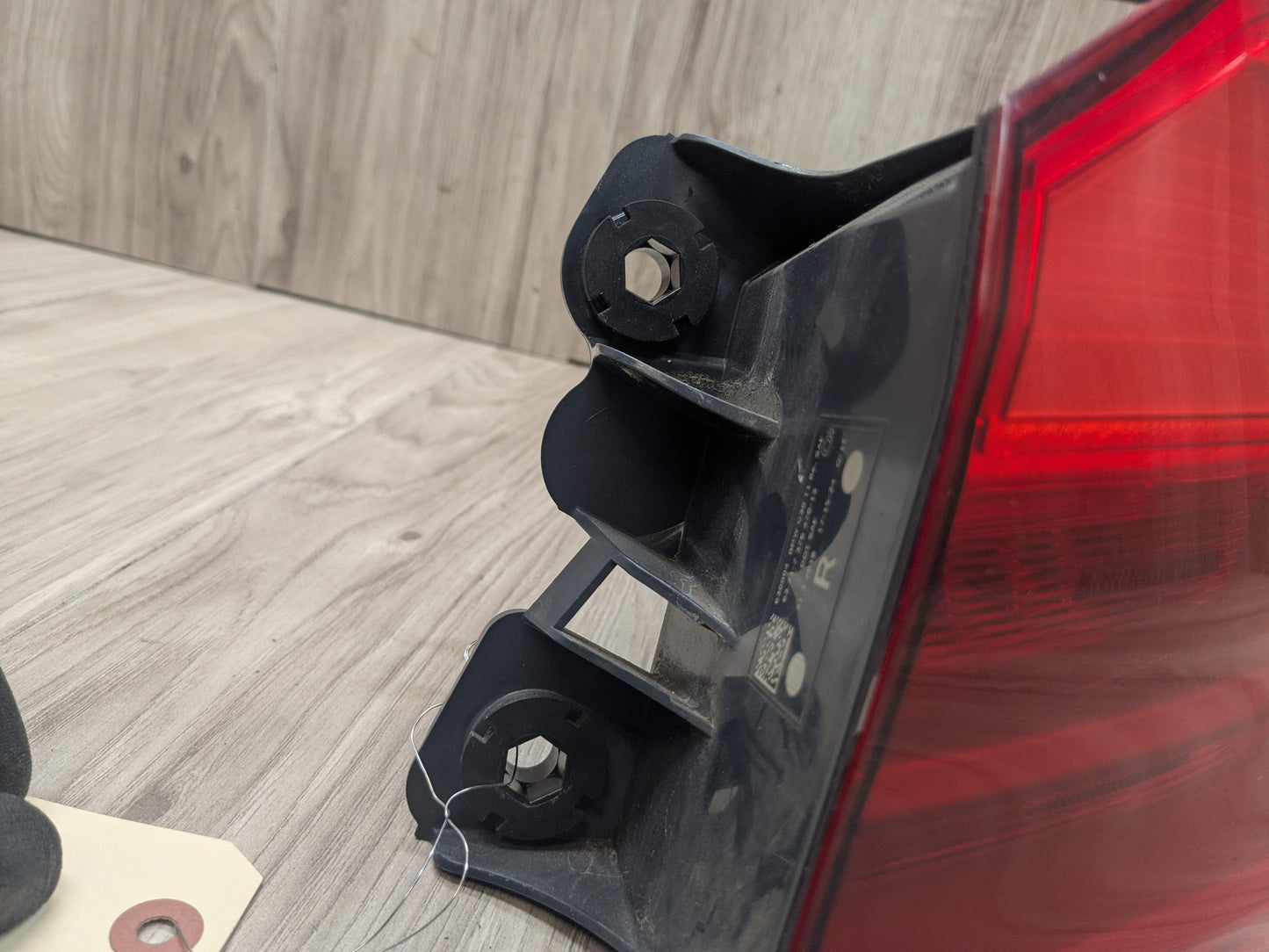 17-20 OEM BMW F90 G30 530 540 M550 M5 Rear Passenger Side Outer Tail Light