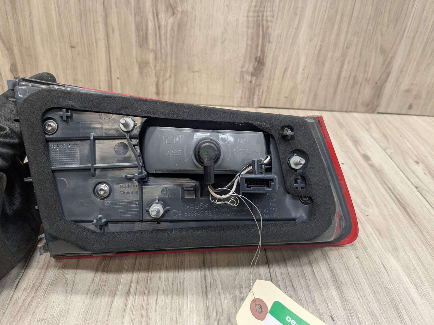 17-20 OEM BMW F90 G30 530 540 M550 M5 Rear Right Passenger Trunk Tail Light