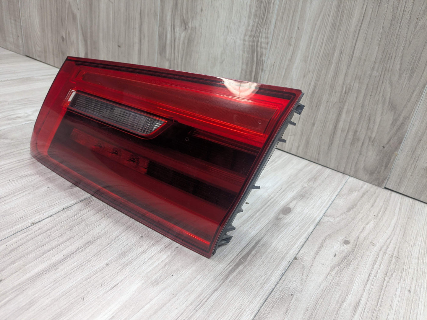 17-20 OEM BMW F90 G30 530 540 M550 M5 Rear Right Passenger Trunk Tail Light