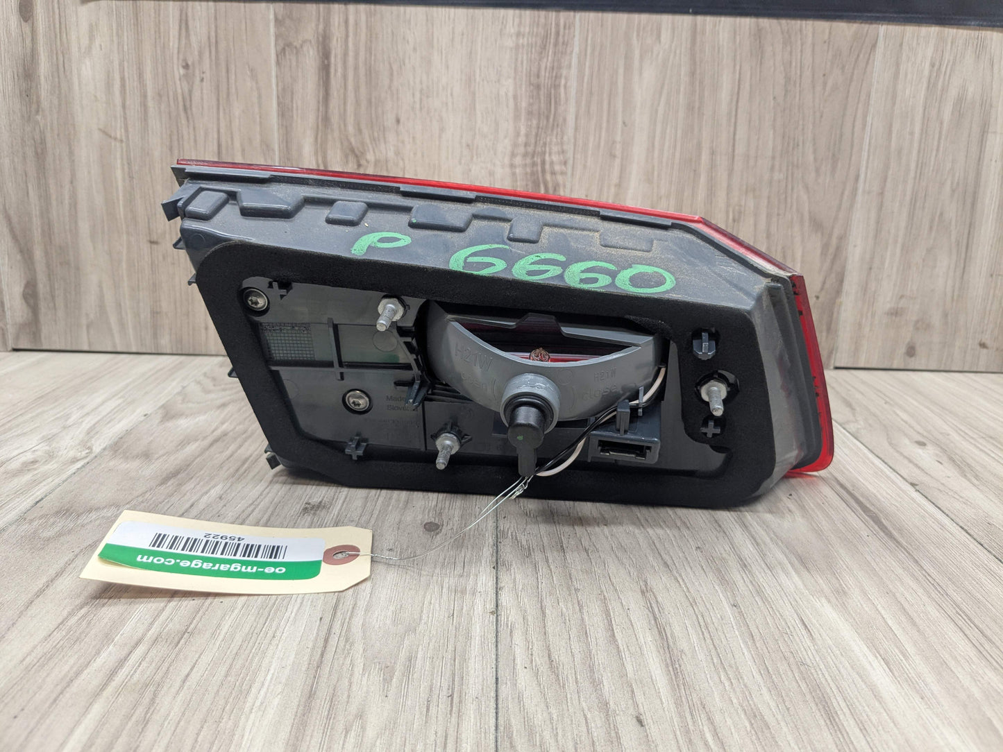 17-20 OEM BMW F90 G30 530 540 M550 M5 Rear Right Passenger Trunk Tail Light