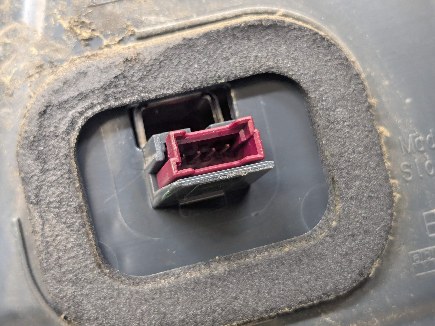 17-20 OEM BMW F90 G30 530 540 M550 M5 Rear Left Driver Side Outer Tail Light