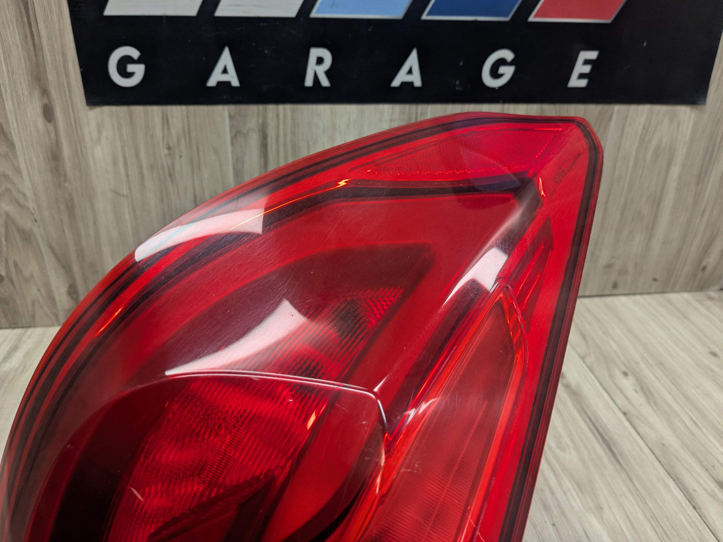 17-20 OEM BMW F90 G30 530 540 M550 M5 Rear Left Driver Side Outer Tail Light