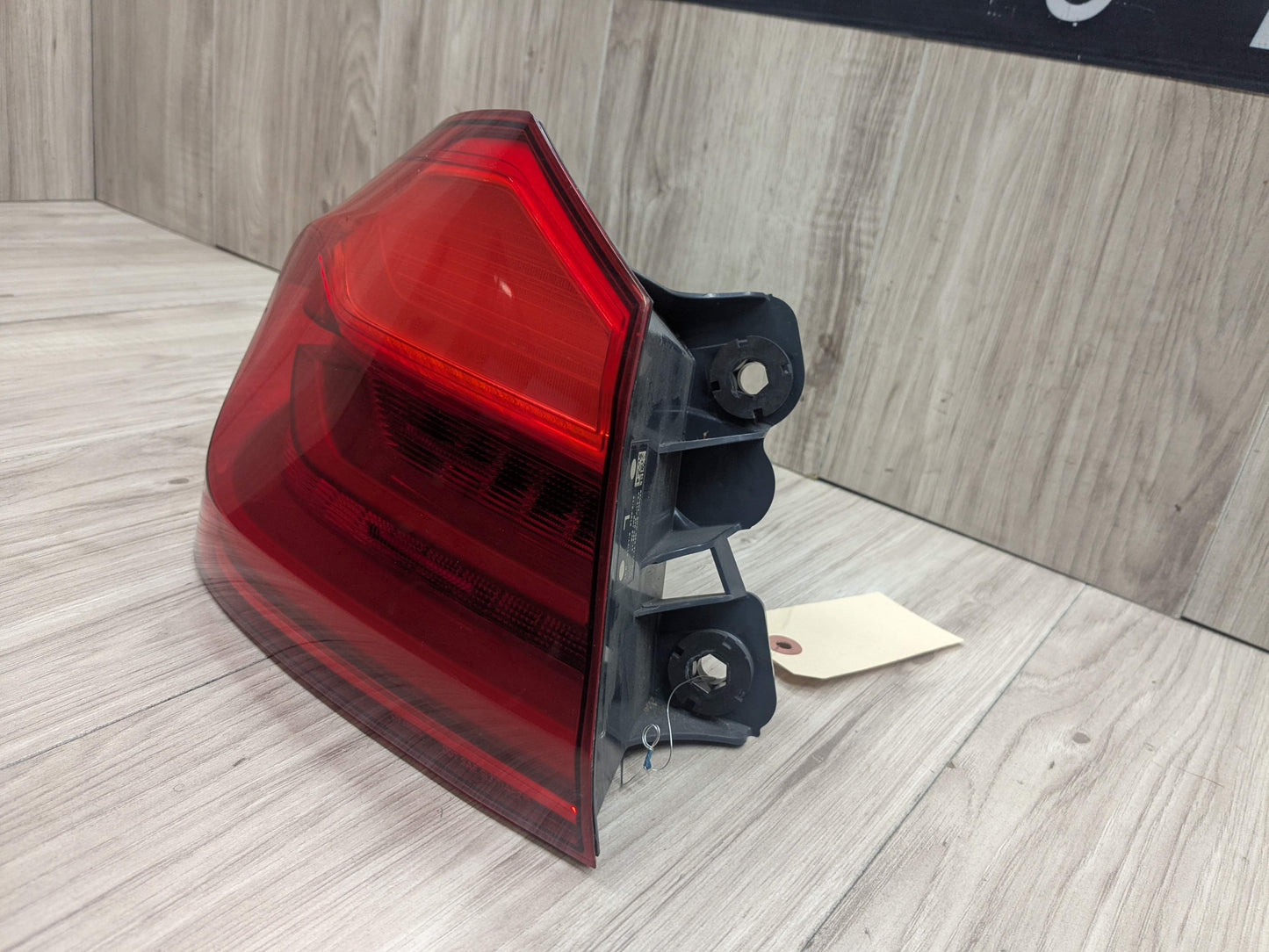 17-20 OEM BMW F90 G30 530 540 M550 M5 Rear Left Driver Side Outer Tail Light