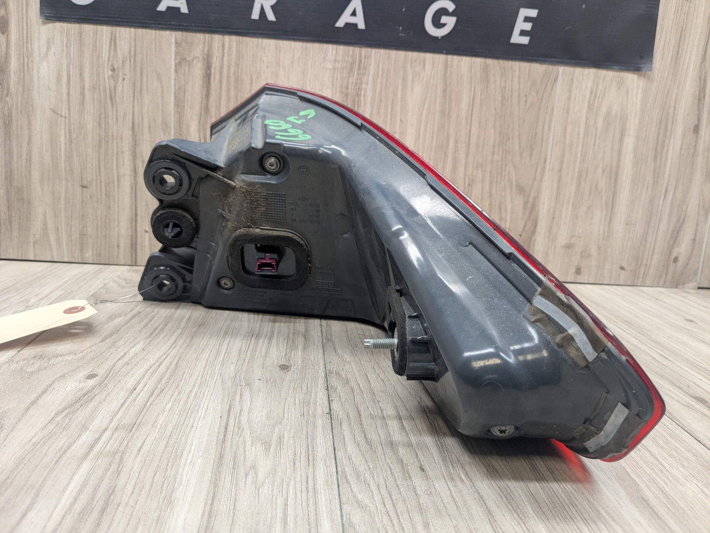 17-20 OEM BMW F90 G30 530 540 M550 M5 Rear Left Driver Side Outer Tail Light