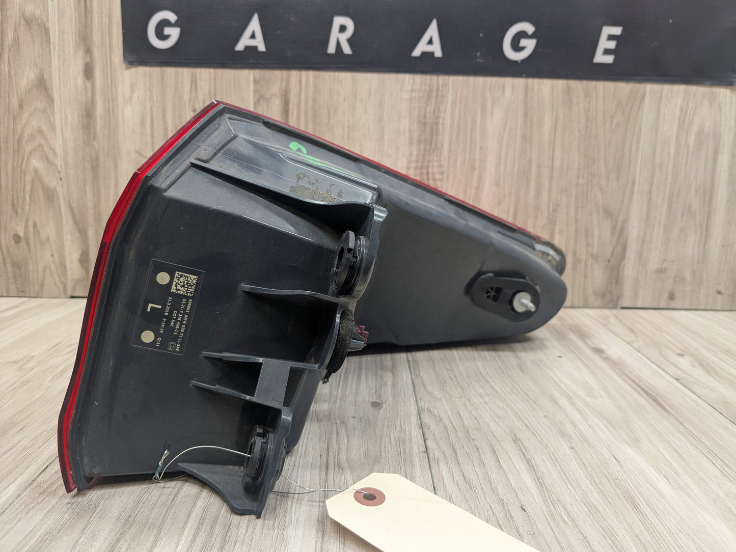 17-20 OEM BMW F90 G30 530 540 M550 M5 Rear Left Driver Side Outer Tail Light