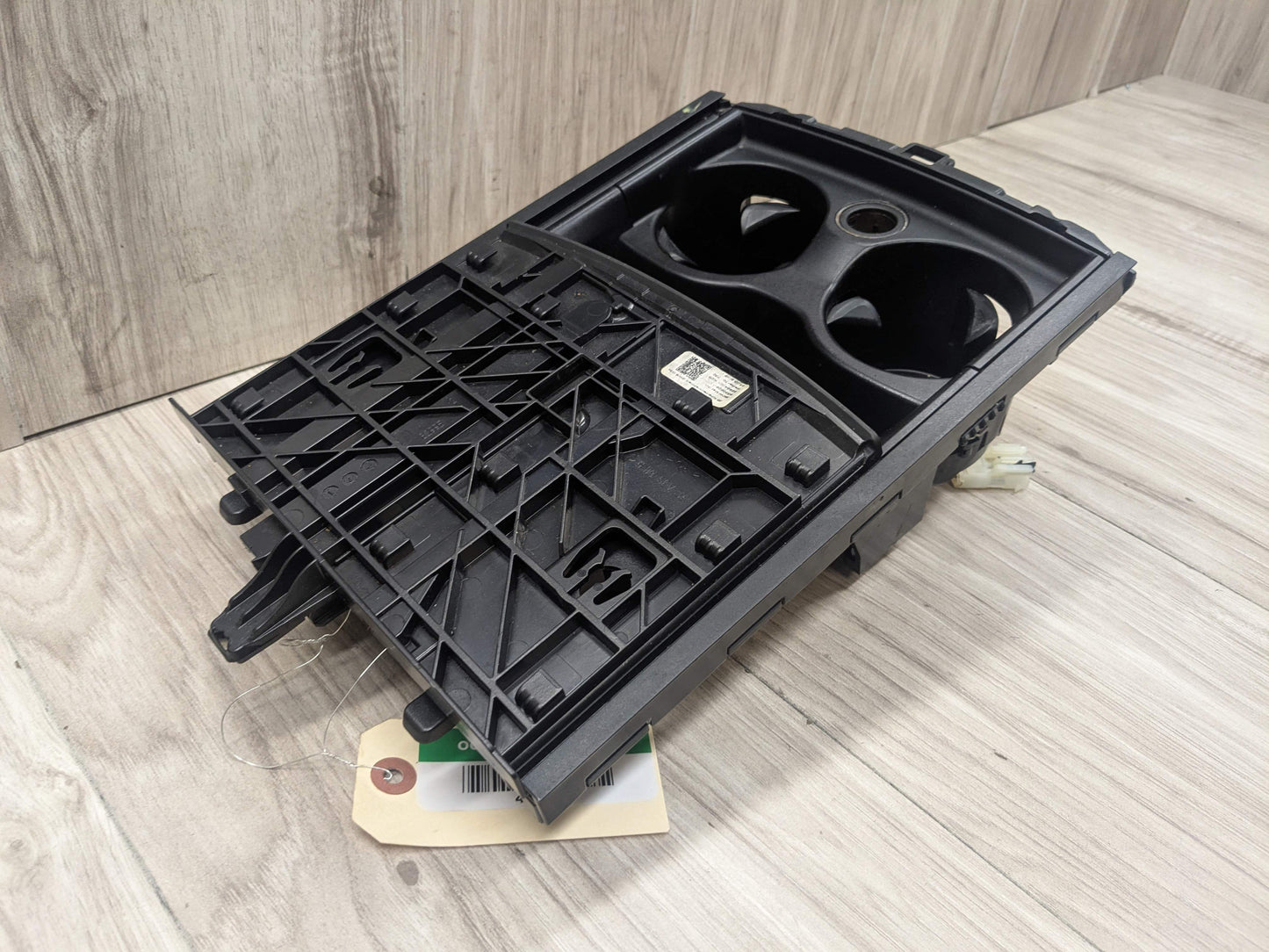 OEM BMW F90 G30 G32 530 540 M550 M5 Center Console Storage and Cupholder W/ USB