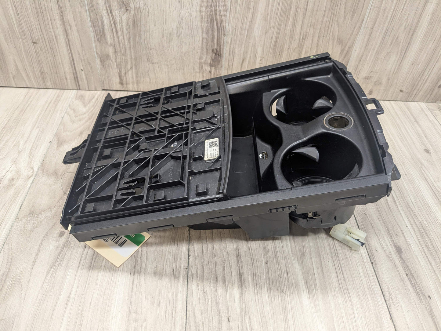 OEM BMW F90 G30 G32 530 540 M550 M5 Center Console Storage and Cupholder W/ USB