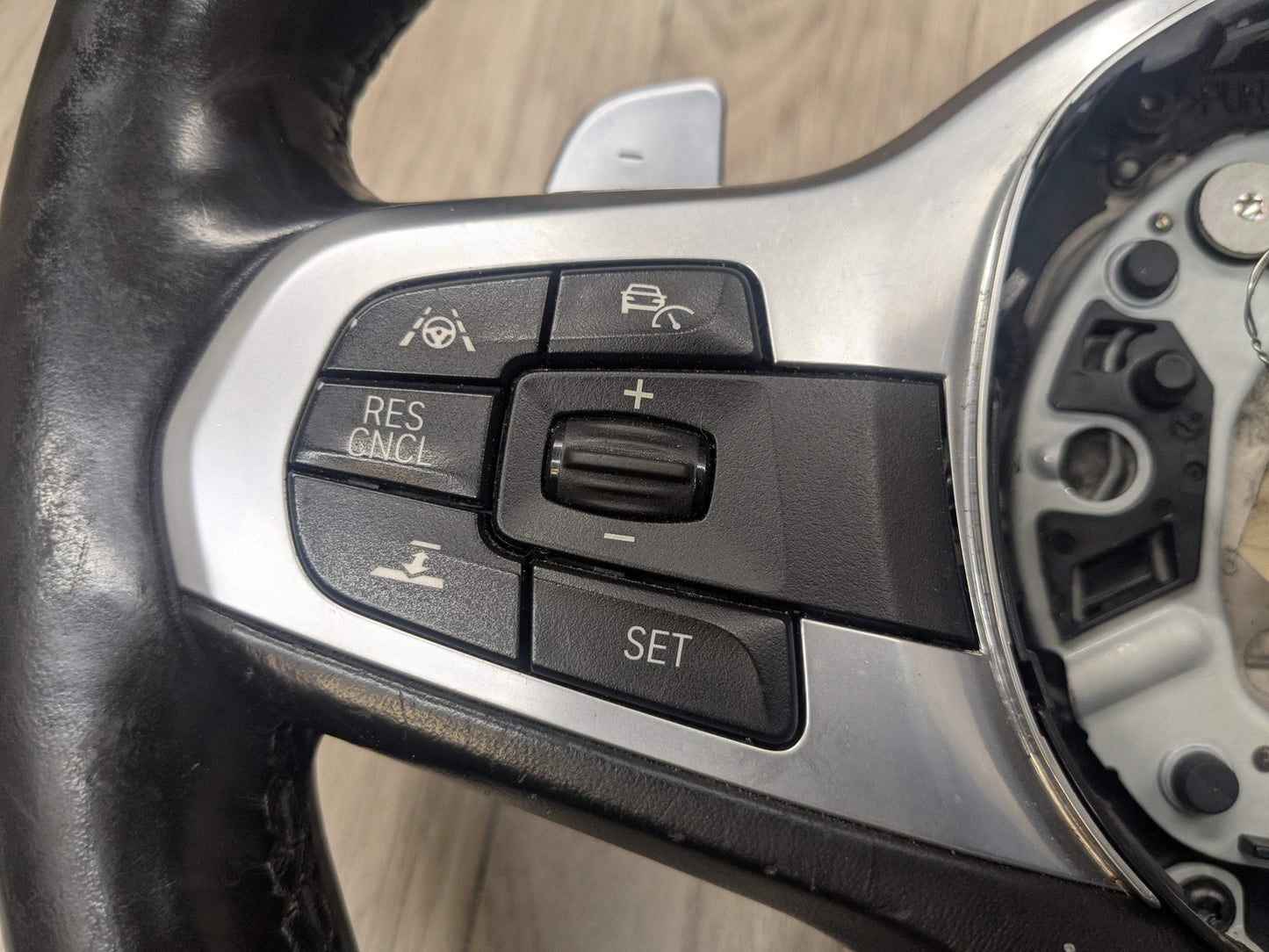 *OEM BMW G05 G07 G12 G16 G30 M SPORT Leather Steering Wheel w/ Shifters HEATED