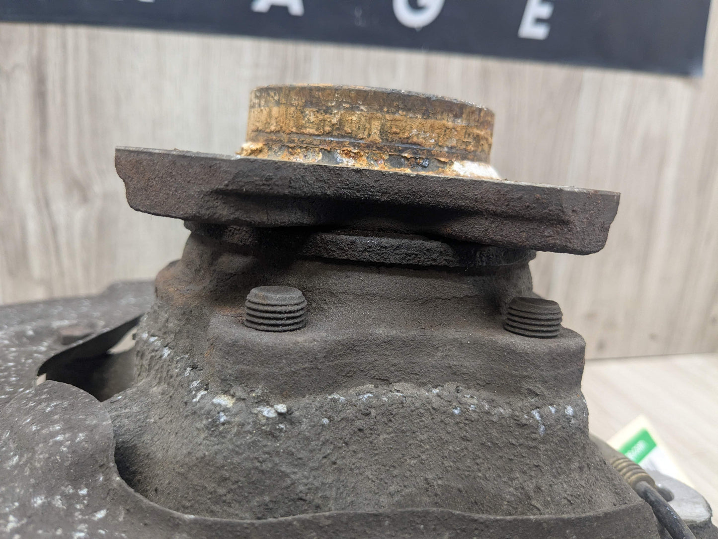 17-23 OEM BMW G30 530 540 M5550 REAR Left Drive Side Hub Knuckle Bearing Carrier