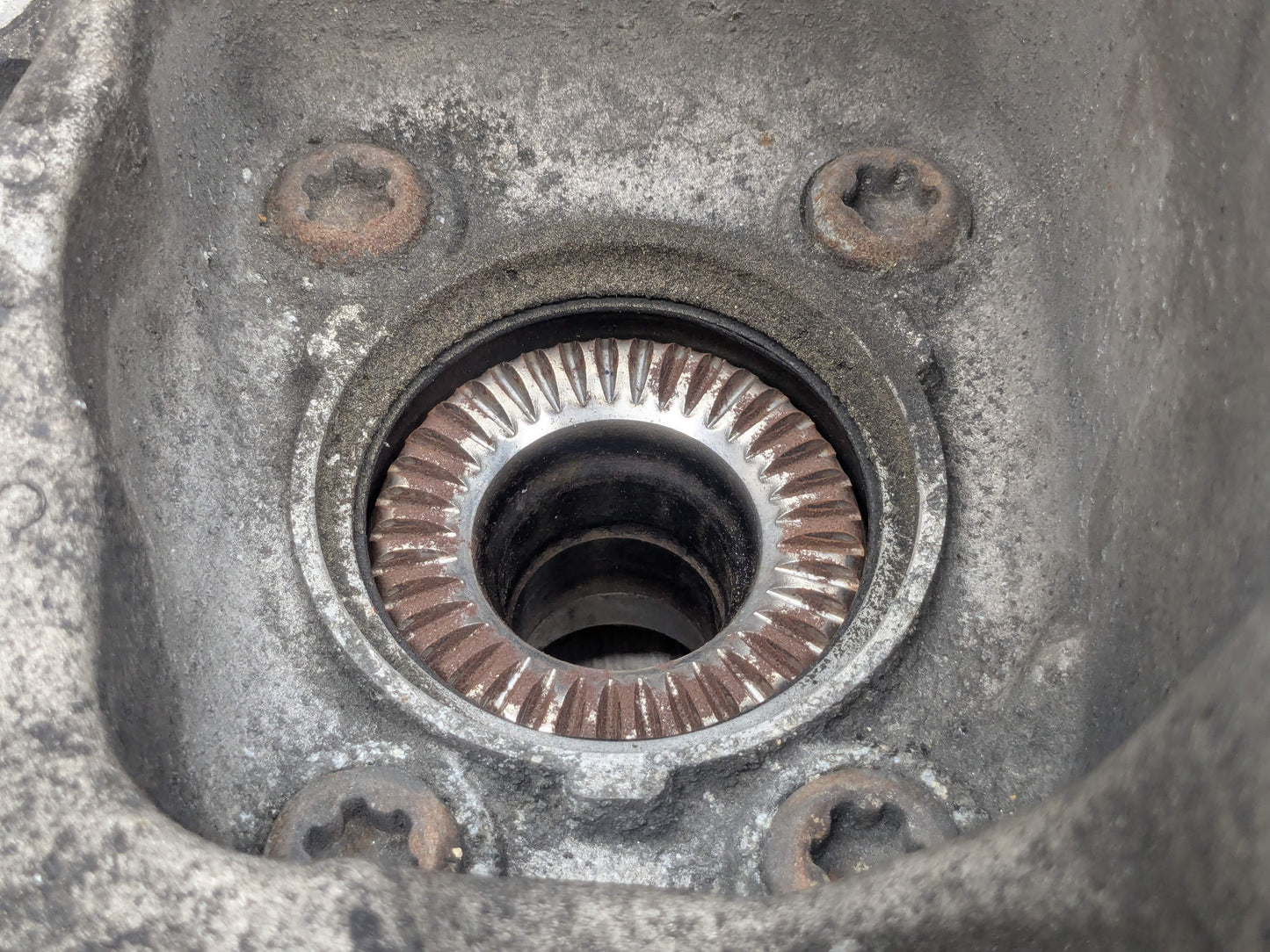 17-23 OEM BMW G30 530 540 M5550 REAR Left Drive Side Hub Knuckle Bearing Carrier