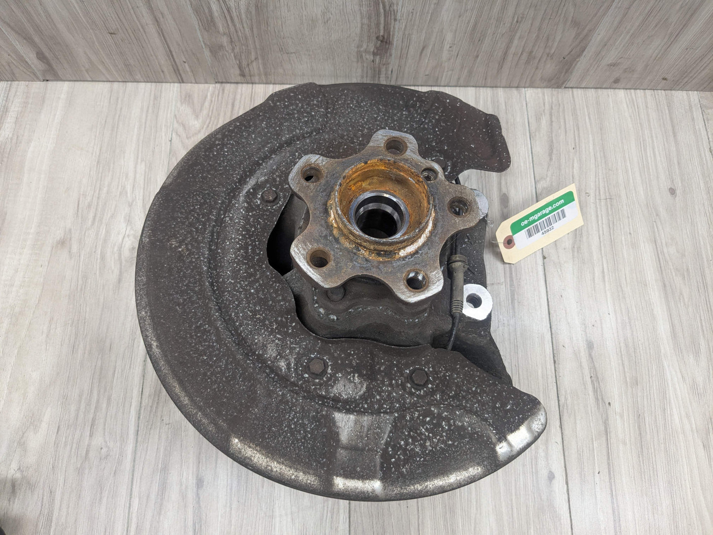 17-23 OEM BMW G30 530 540 M5550 REAR Left Drive Side Hub Knuckle Bearing Carrier