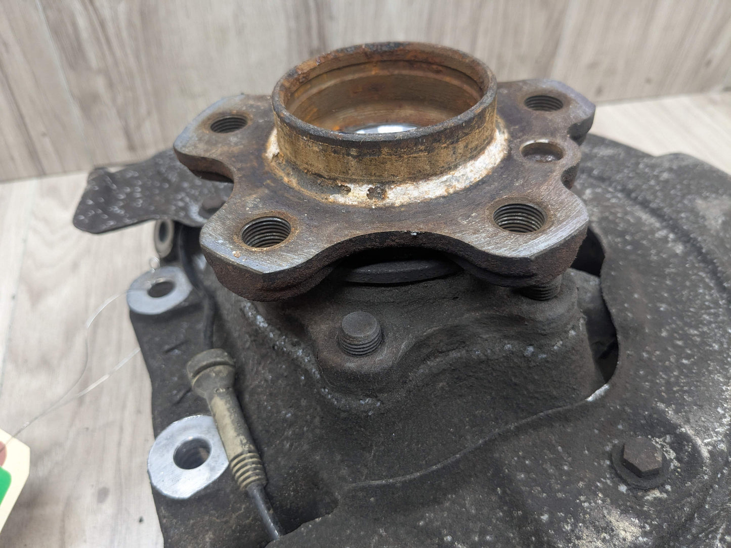 17-23 OEM BMW G30 530 540 M5550 REAR Right Passenger Hub Knuckle Bearing Carrier