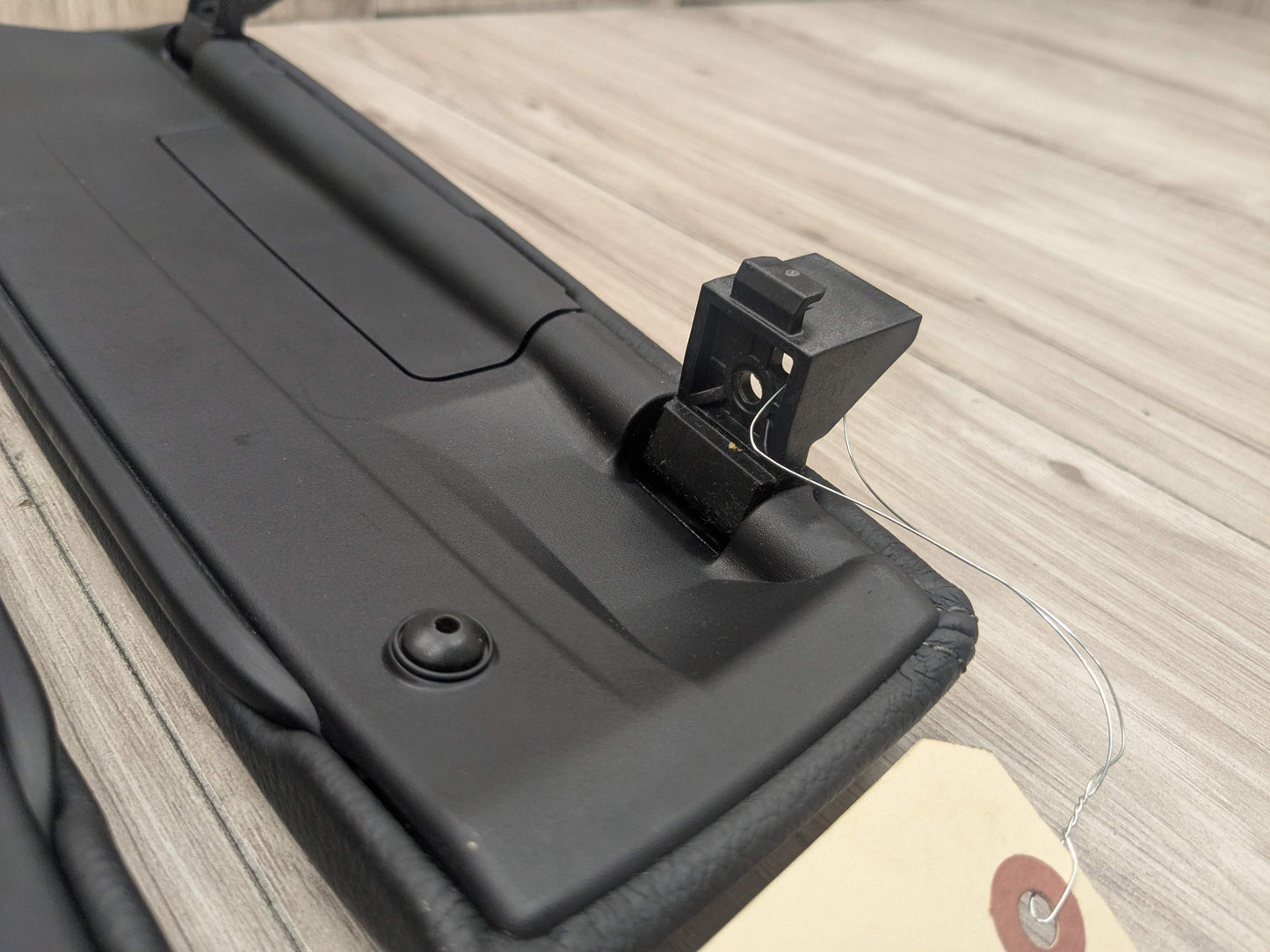 17-23 OEM BMW G30 530 540 M550 Retractable Armrest Tray Console Leather Black