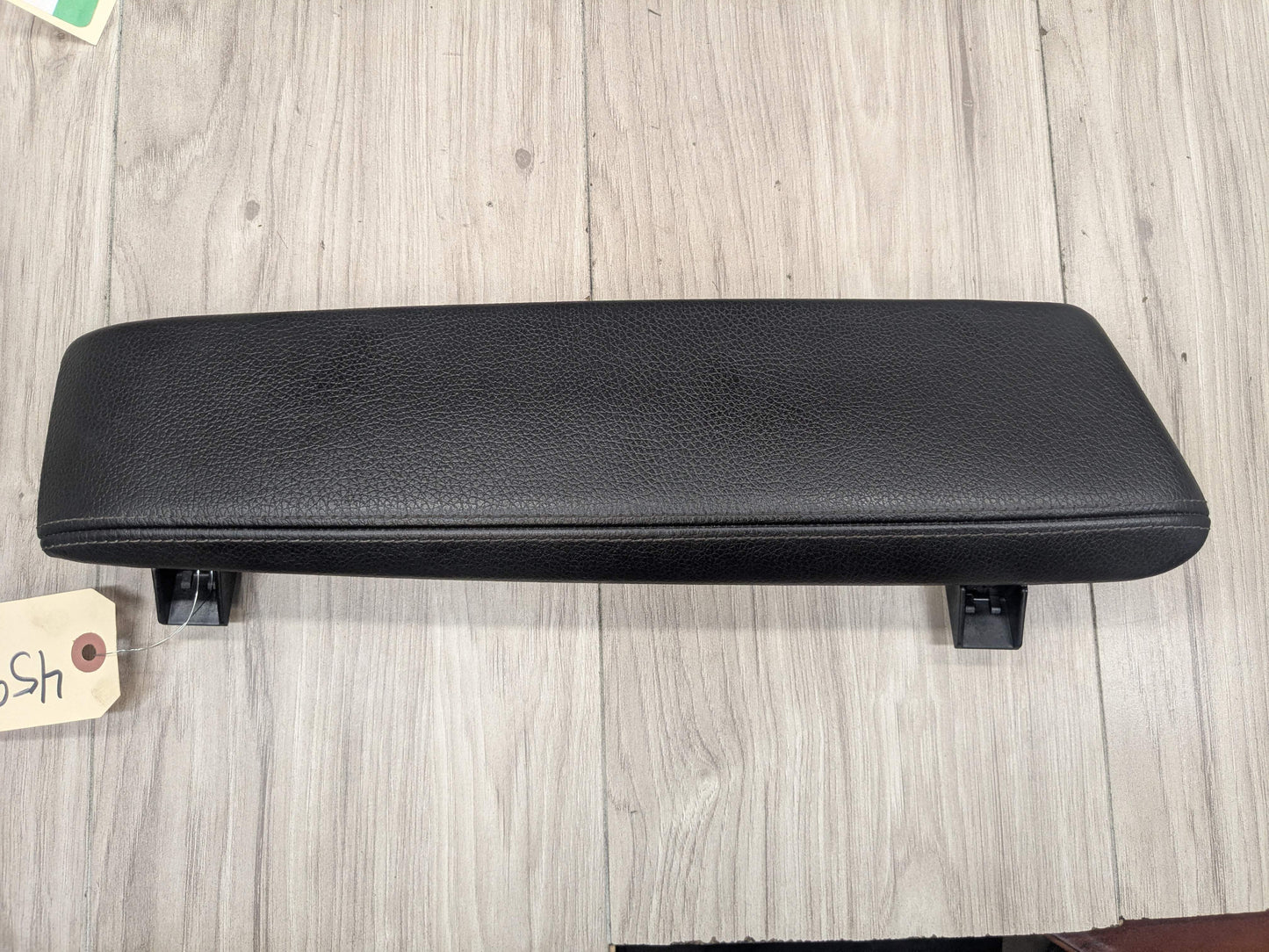 17-23 OEM BMW G30 530 540 M550 Retractable Armrest Tray Console Leather Black